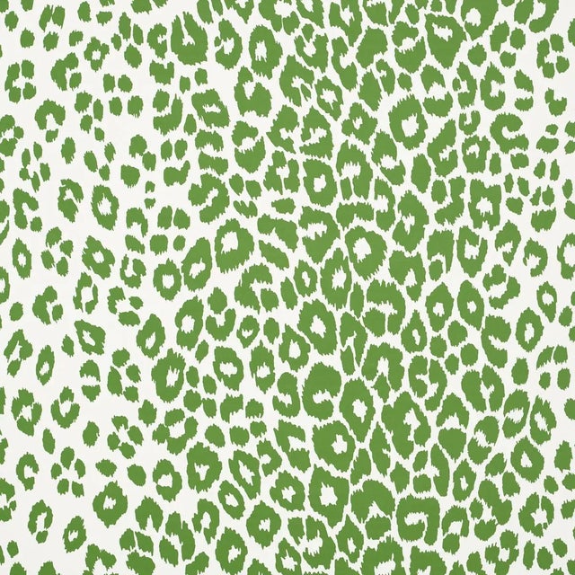 Schumacher Iconic Leopard Wallpaper in Green - Sample For Sale