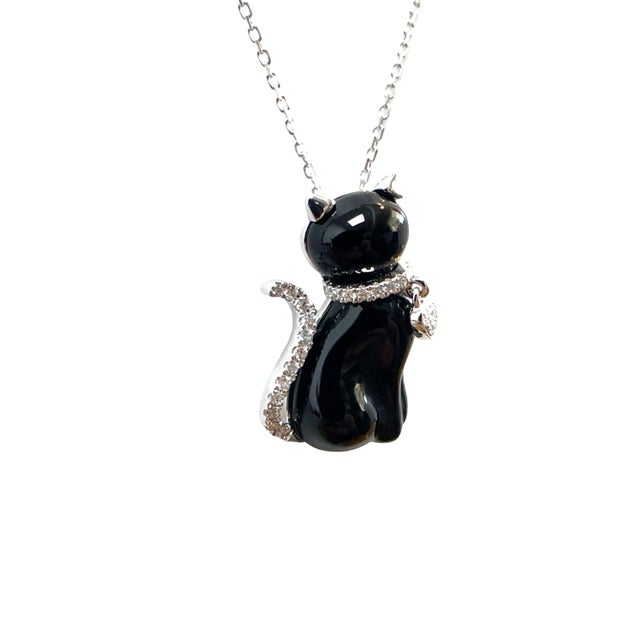 14k White Gold Black Onyx & Diamond Cat Pendant Necklace For Sale In New York - Image 6 of 9