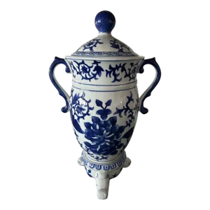 Vintage Mid 20th Century Bombay Chinoiserie Blue and White Ceramic Ginger Jar