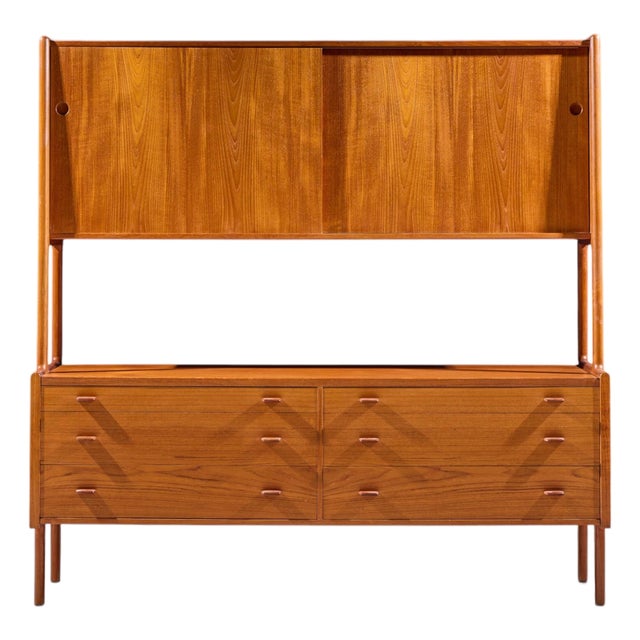 Hans Wegner for Ry Møbler Mid Century Danish Teak Credenza and Hutch For Sale