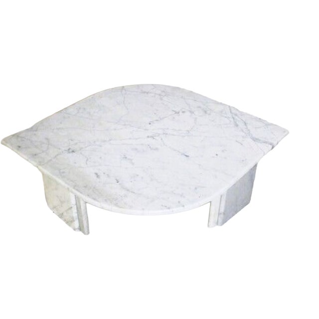 Italian Carrara Marble Teardrop-Shaped Coffee Table from Ligne Roset, 1980s For Sale