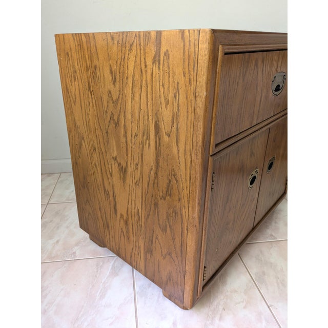 1980s Campaign Style Burl Oak Nightstand Passage Collection by Drexel For Sale In Chicago - Image 6 of 11