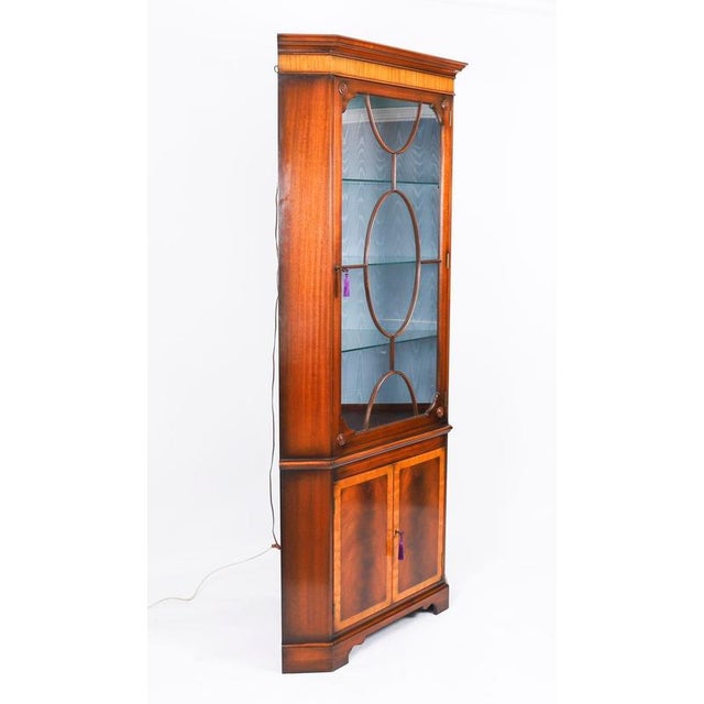 Vintage English Flame Mahogany Display Cabinet For Sale - Image 16 of 18