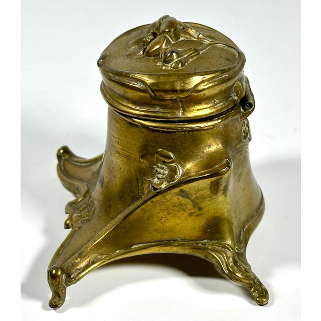 Art Nouveau Art Nouveau Jennings Bros. Ormolu Inkwell with Milk Glass Insert For Sale - Image 3 of 10