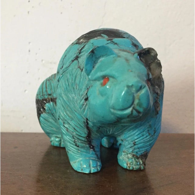Native American Indian Zuni Style Carved Turquoise Fetish Figure of a Bear With Carnelian Eyes For Sale In New York - Image 6 of 13