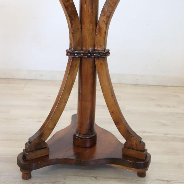 19th Century Italian Lectern in Walnut For Sale - Image 5 of 16