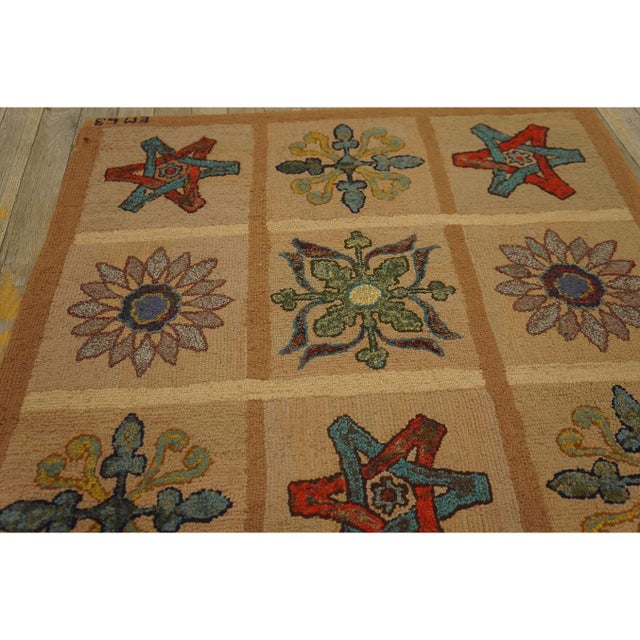 1960s Beige Vintage Geometric Initals Em 63 American Folk Art Hooked Wool Rug For Sale In New York - Image 6 of 9