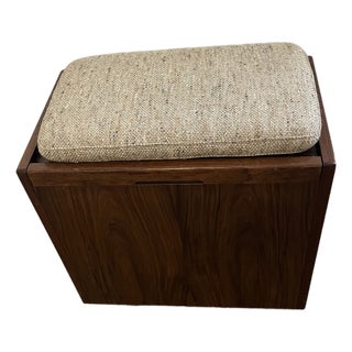 Denmarket Mid-Century Modern Storage Ottoman Vanity Cube Bench For Sale