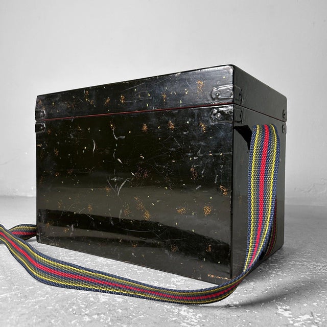 Contemporary Japanese Lacquer Storage Box, 1950s For Sale - Image 3 of 17