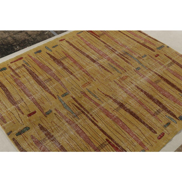 Art Deco 1960s Vintage Zeki Müren Rug in Gold, Pink, Distressed Art Deco Pattern For Sale - Image 3 of 6