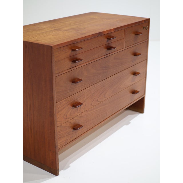 RY16 Chest of Drawers in Teak by Hans J. Wegner for Ry Møbler, Denmark, 1958 For Sale - Image 10 of 15