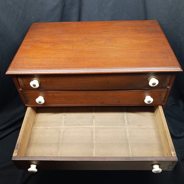 Late 20th Century 3-Drawer Table Top Spool Cabinet With Porcelain Knobs For Sale - Image 13 of 16
