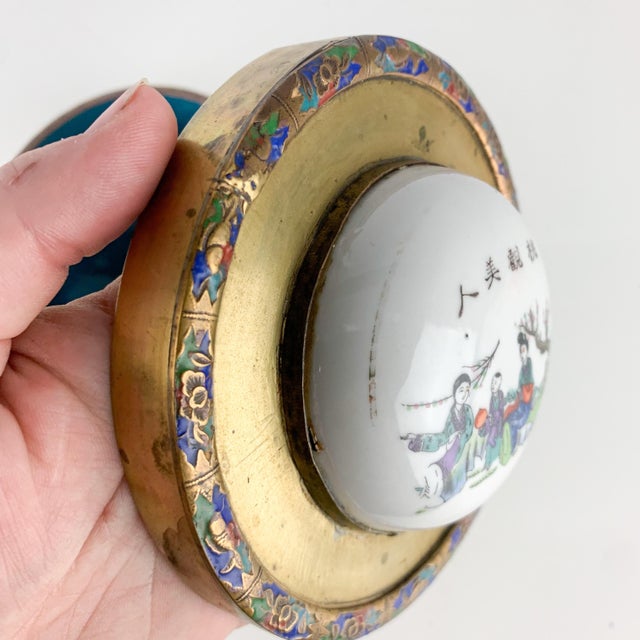 Vintage Hand Painted Floral Chinese Brass Enamel Porcelain Powder Trinket Box For Sale - Image 11 of 12