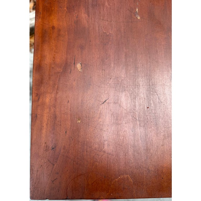 Wood 19th Century American Hepplewhite Style Federal Cherry Stand Side Table. For Sale - Image 7 of 10