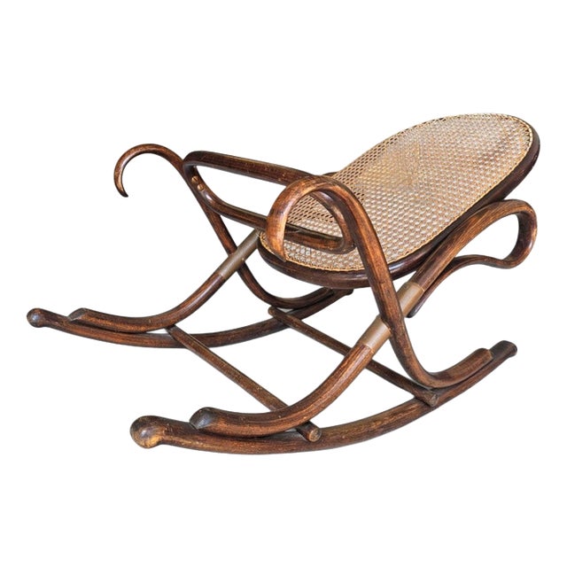 Bentwood and Cane Model 7001 Ottoman by Michael Thonet, 1930s For Sale