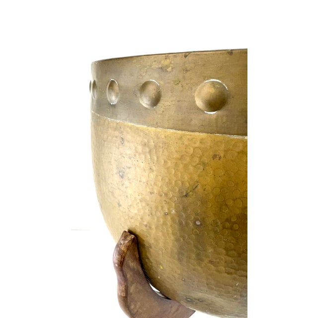 1960s Vintage Hammered Brass Jardiniere With Carved Wooden Stand For Sale - Image 5 of 9