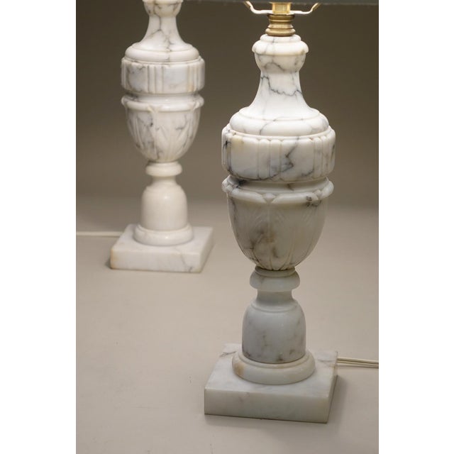Stone 1940s Neoclassic Art Deco Empire Regency Modern Carrara Marble Urn Style Table Lamps For Sale - Image 7 of 12