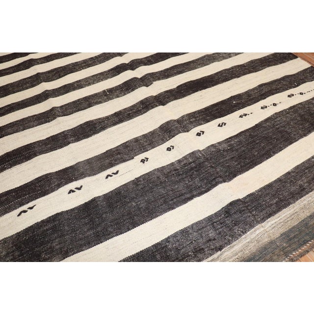 Striped Vintage Turkish Kilim - 5'9" x 9'4" For Sale - Image 4 of 6