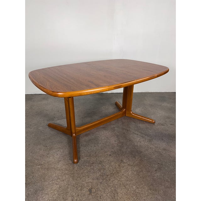 1970s Mid Century Danish Modern Teak Expanding Dining Table With Two Hide-a-Way Leafs For Sale - Image 9 of 10