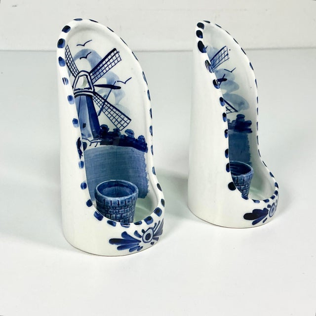 1950s Vintage Holland Delft Boho Chic Handpainted Candleholder Wall Sconces - A Pair. For Sale - Image 14 of 15