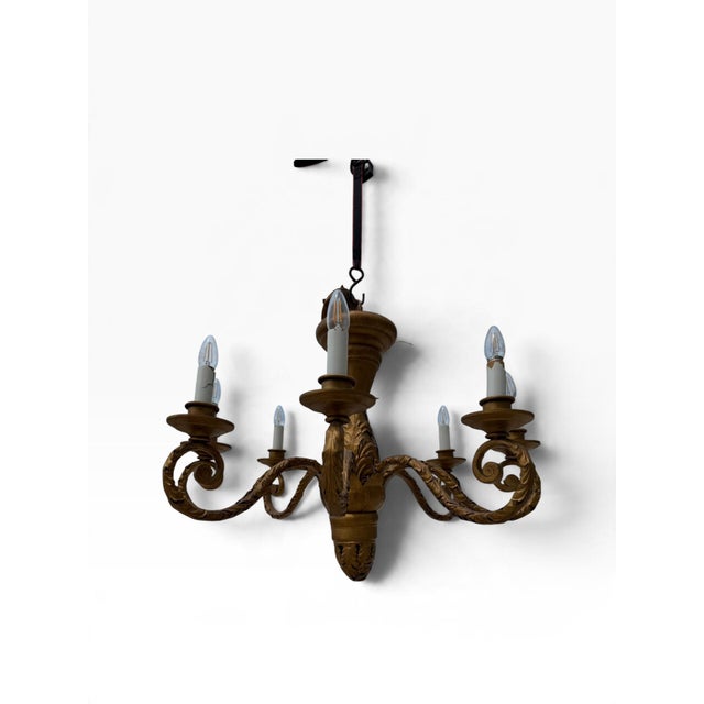 Metal Vintage Neoclassical Gold 8-Arm Acanthus Leaf Chandelier For Sale - Image 7 of 8