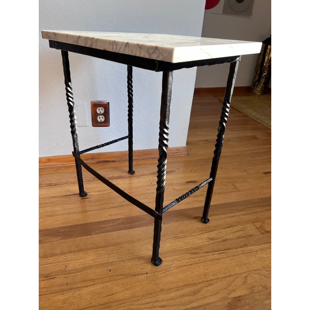 1960s Mediterranean Wrought Iron Marble Side / Occasional Table For Sale - Image 10 of 18