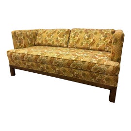 Example of Loveseats