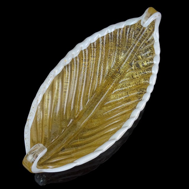 Barovier & Toso Vintage Barovier Toso Murano Gold Leaf White Trim Italian Art Glass Gondola Shaped Footed Bowl For Sale - Image 4 of 8