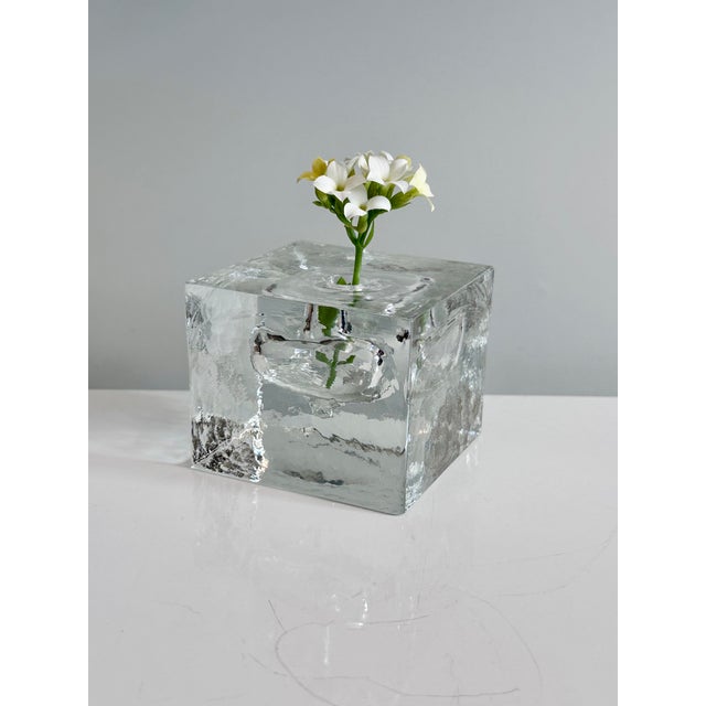 Brutalist Glass Block Cube Vase with Optical Interior, Germany, 1970s For Sale - Image 6 of 7