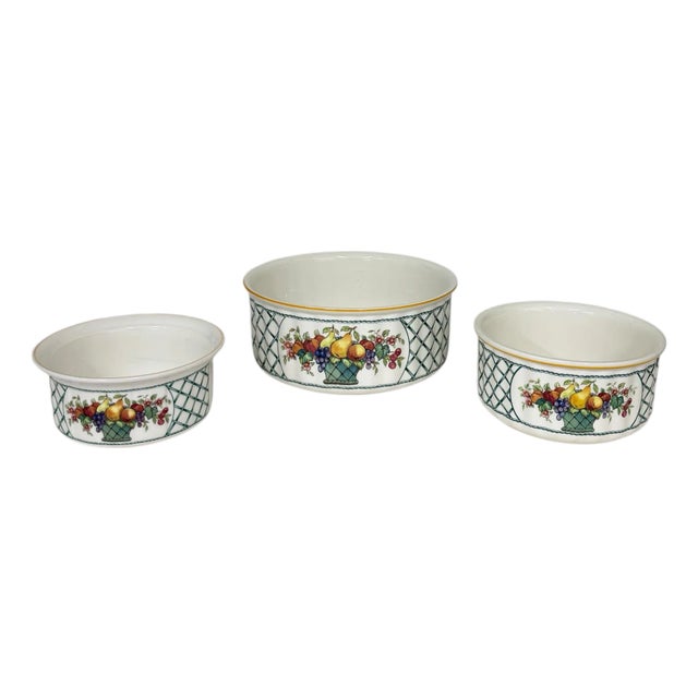 Late 20th Century Villeroy & Boch Vilbofour Basket Soufflé Bowls - Set of 3 For Sale