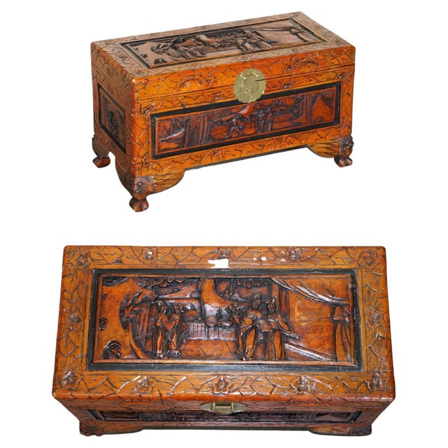 We are delighted to offer for sale this very nice circa 1900’s Chinese export Camphor wood travelling chest which has been...
