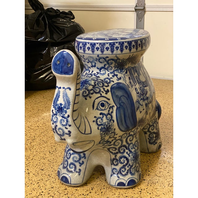 Traditional Late 20th Century Blue and White Porcelain Garden Stool For Sale - Image 3 of 4