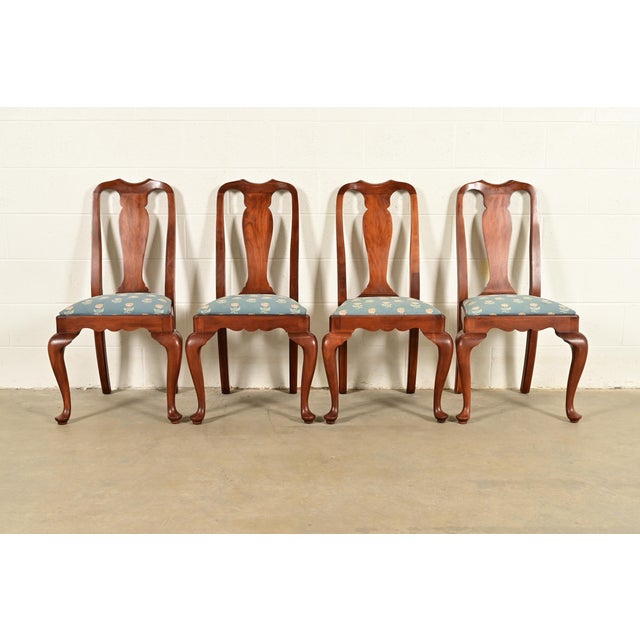 Henkel Harris Queen Anne Solid Cherry Wood Dining Chairs, Set of Four For Sale - Image 13 of 13