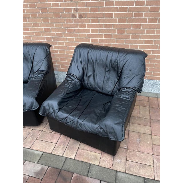 Set of Armchairs in Black Leather, Italy, 1980s For Sale - Image 3 of 18