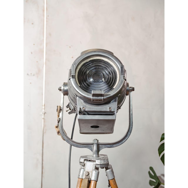 1950s Hollywood Movie Keg Light on Wooden Tripod Floor Lamp by Bardwell McAlister, 1950s For Sale - Image 5 of 18