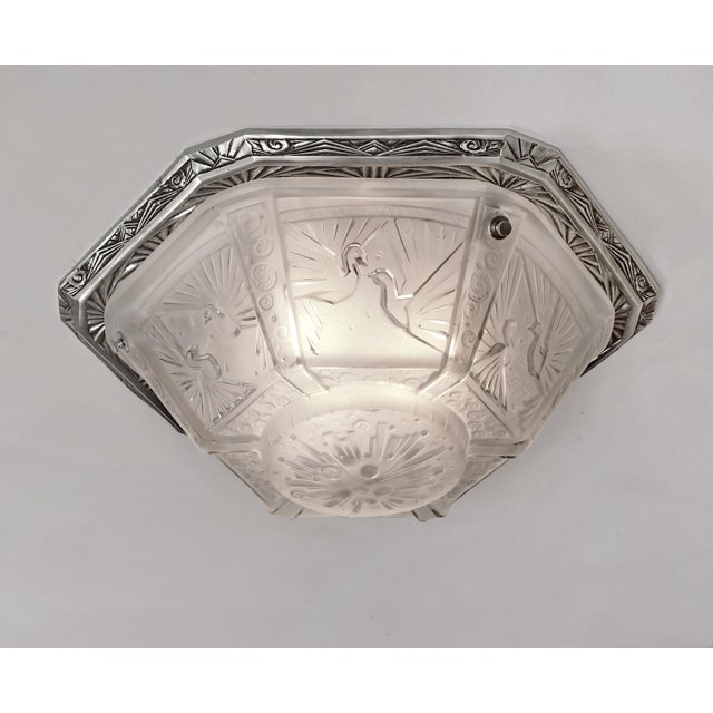 Muller frères A beautiful French 1925-35 art deco flush mount by Louis Vandamme. A large manufactory producing bronze and...