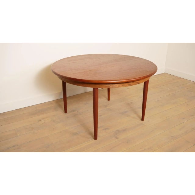 Vintage Extendable Round Dining Table in Teak For Sale - Image 11 of 18