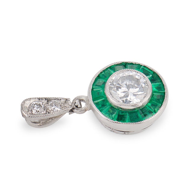 Art Deco Style Diamond Emerald Platinum Target Pendant Necklace For Sale In Los Angeles - Image 6 of 6