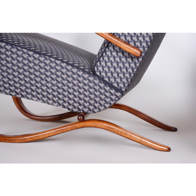 Czech Art Deco Beech Armchair attributed to J. Halabala for Up Zavody, 1930s For Sale - Image 3 of 14