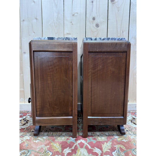 Vintage Art Deco Bedside Tables in Walnut, 1940s, Set of 2 For Sale - Image 6 of 9