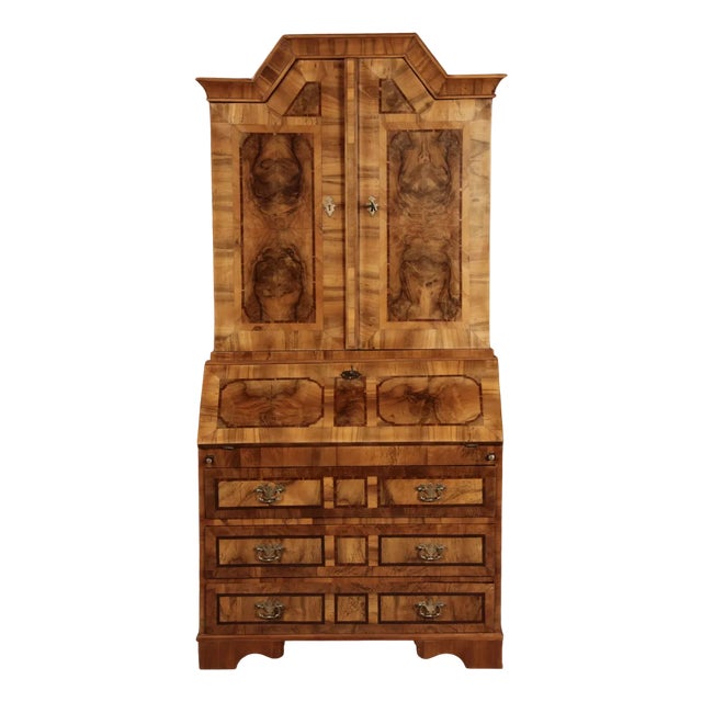Baroque Narrow Secretary in Walnut Veneer, 18th Century For Sale