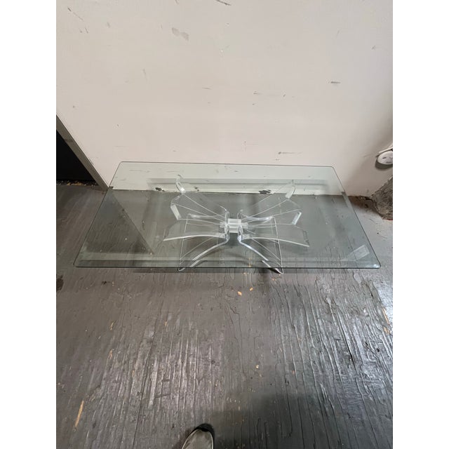 1970s Vintage Butterfly Lucite and Glass Coffee Table For Sale - Image 5 of 11