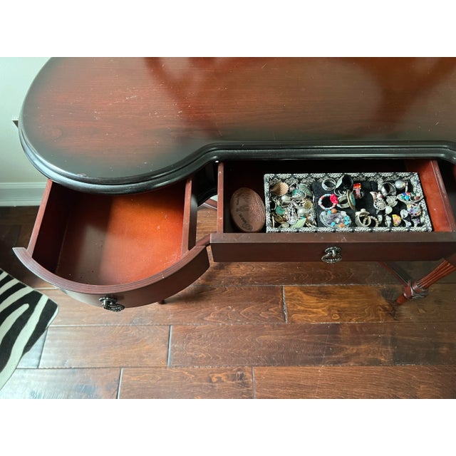 Vintage Mahogany Bombay Company Vanity With Mirror and Antique Bench in Urban American Wavelength Linen For Sale In Columbia, SC - Image 6 of 9