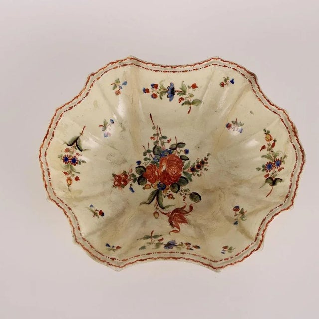 Bowl in Majolica For Sale - Image 3 of 11