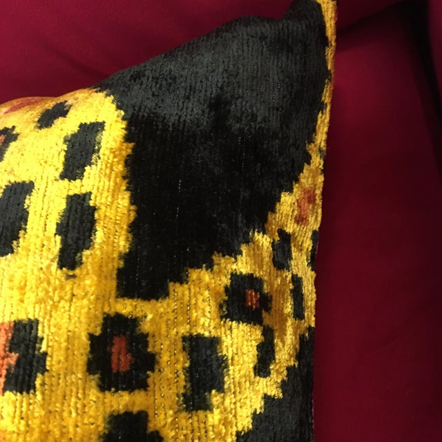 Silk Velvet and Woven Cotton Blend Animal Print Pillow For Sale - Image 4 of 7