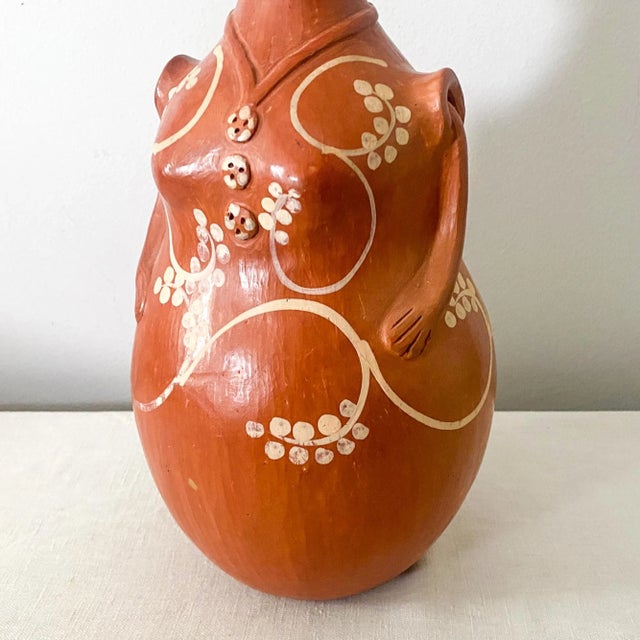 Vintage Brazilian Terra Cotta Woman Sculpture Jug For Sale In Saint Louis - Image 6 of 10
