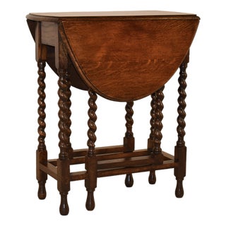 Period Edwardian Oak Gateleg Table From England, c.1900 For Sale