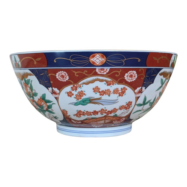 Vintage Japanese Imari Porcelain Decorative Footed Bowl For Sale