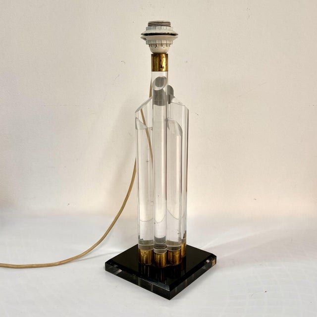 Mid-Century Modern Sculptural Brass Table Lamp, 1970s For Sale - Image 3 of 6