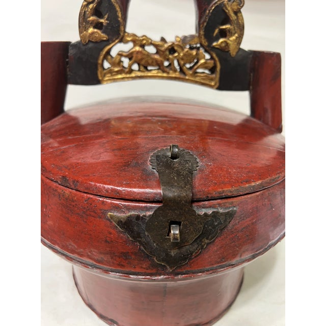 Wood 19th Century Antique Chinese Lacquered Wedding Box For Sale - Image 7 of 12